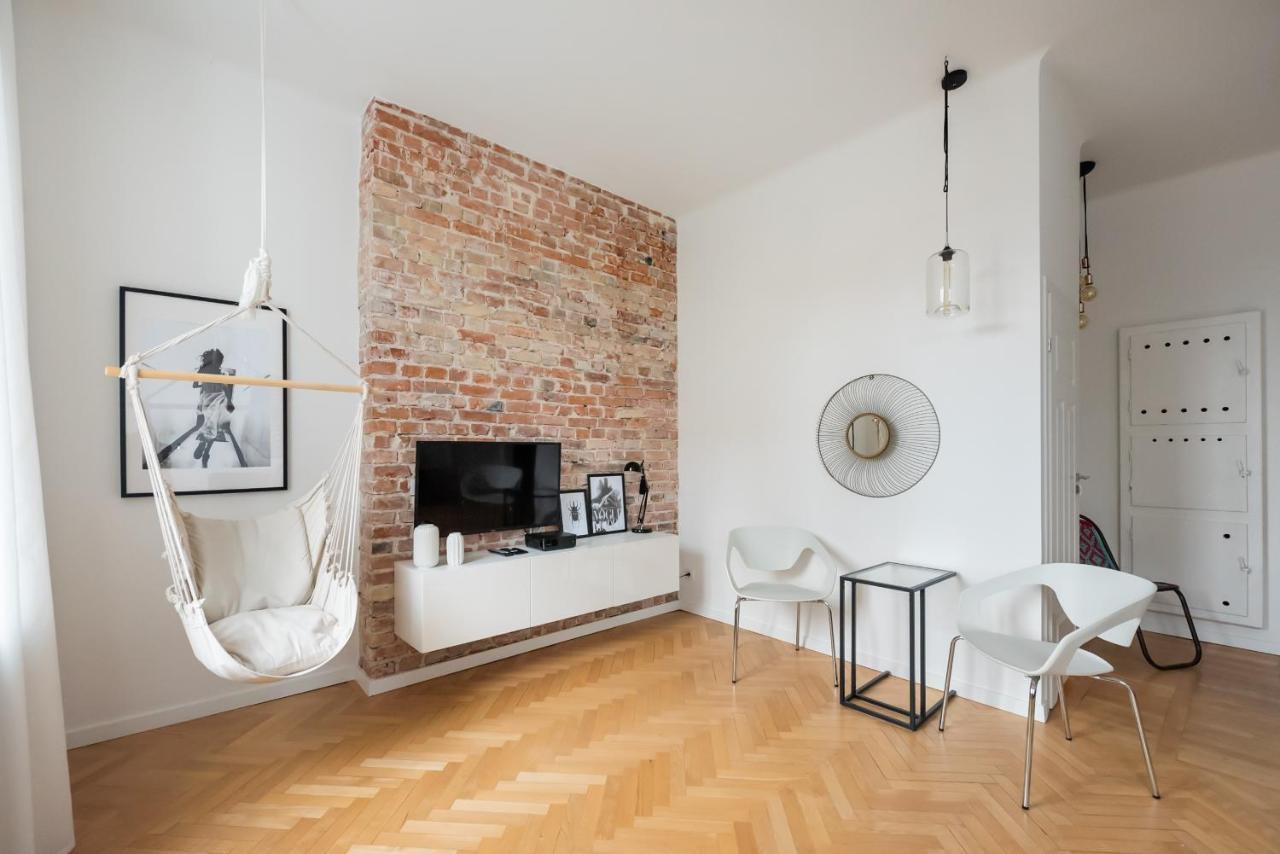 Old Town Basilisk Apartment Варшава Екстер'єр фото