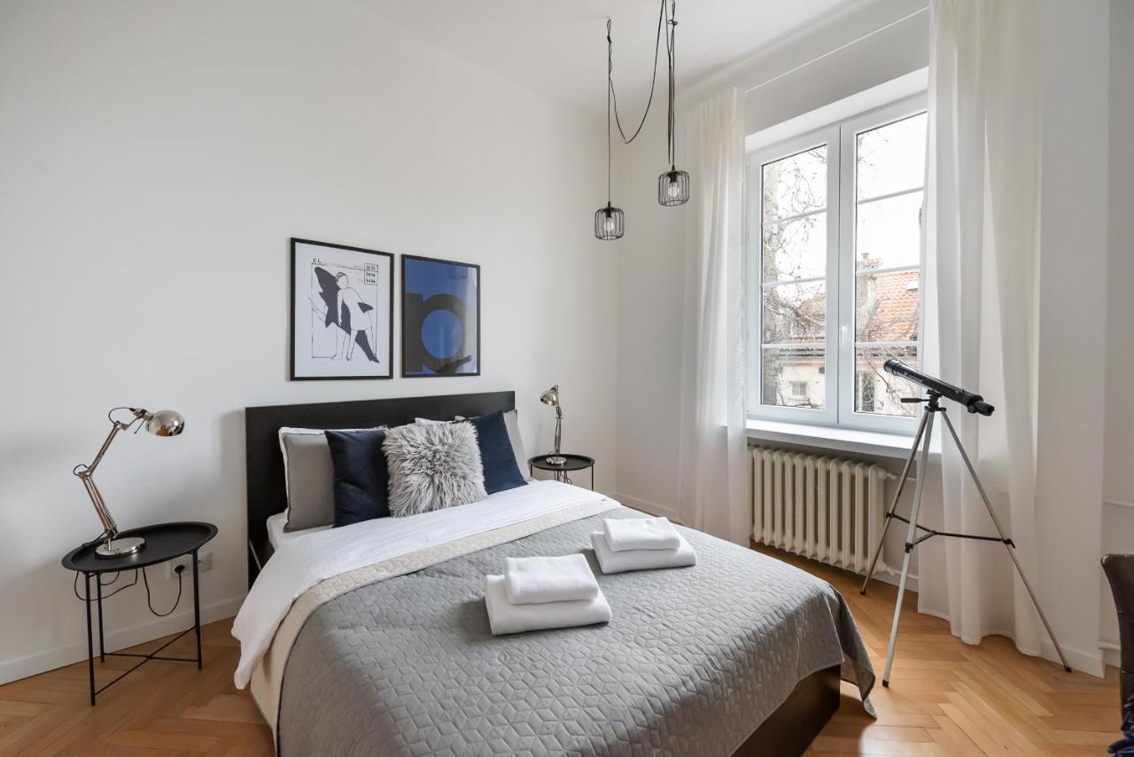 Old Town Basilisk Apartment Варшава Екстер'єр фото